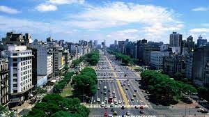 En provincia buenos aires viven 2890151 habitantes en un territorio de una superficie de 200 km². Bbc Travel Buenos Aires Avenida 9 De Julio