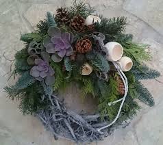 Pin By Andreas Ulrich On Funeralne Flower Arrangements Diy Christmas Tree Crafts Diy Christmas Wreaths