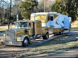 I Could Not Pass Up Sharing This Set Up With You Folks Check This Out Nice Combo Love The Color Scheme Trucks Mini Trucks Custom Big Rig