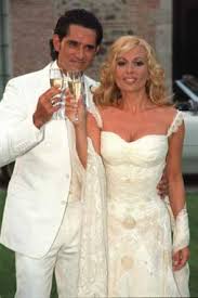 Marta sánchez estuvo casada con jorge salati y javier conde, pero sus matrimonios duraron poco. La Boda De Marta Sanchez Y Jesus Cabanas Foto 1