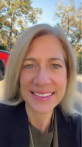 Suzanne Engel (@easybreezyaccounting) • Instagram फोटोहरू र भिडियोहरू