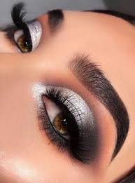 These Eye Makeup Looks Will Give Your Eyes Some Serious Pop Dumanli Goz Makyaji Goz Makyaji Makyaj Look