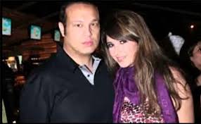 صور ياسمين عبد العزيز وزوجها. Ø­Ù„Ùˆ Ø§Ù„ÙÙ† Ù‡Ù„ ÙƒØ§Ù†Øª Ø¹Ù„Ø§Ù‚Ø© Ø²ÙˆØ¬ ÙŠØ§Ø³Ù…ÙŠÙ† Ø¹Ø¨Ø¯Ø§Ù„Ø¹Ø²ÙŠØ² Ø¨ÙÙ†Ø§Ù†Ø© Ø´Ù‡ÙŠØ±Ø© Ø³Ø¨Ø¨ Ø§ ÙÙŠ Ø·Ù„Ø§Ù‚Ù‡Ø§ Heloualfan Com
