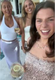 KIRMS (@abbiekirmser)