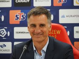 Przyjaciele Widzewa na wigilijnym spotkaniu. Grafika prezesa z kwotą  129.730 zł