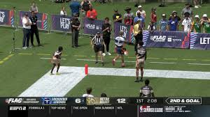 Lockdown Legends quarterback Peyton Dickerson lasers receiver R.C. Davis in  back of end zone for TD