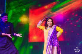 How Do I Pick Sangeet Songs For Uncle Aunties To Dance To A List Of 42 Perfect Songs To Pick From The Wedding Brigade Blog
