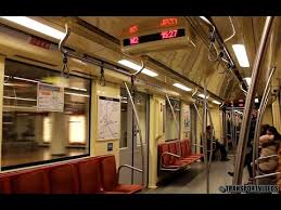 Marschalkó gyula nyugalmazott evangélikus lelkész sokszor utazik metróval budapesten, és az a gondolata támadt, hogy a metrón imádkozni is lehet. 2016 12 03 Nem All Meg Az M2 Es Metro A Kossuth Lajos Ternel Youtube