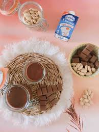 Un véritable délice elle est succulente et très simple à réaliser. Creme Au Chocolat Express Simple Et Rapide Bulles De Vie