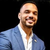 40+ perfiles de «Cosey»