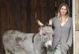 Jacynthe rené — chapitre 7 : Jacynthe Rene Parle De Sa Passion Pour La Permaculture La Terre De Chez Nous