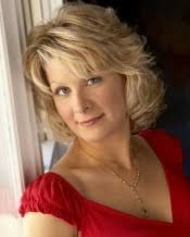 Tami Lee and The Northern Lights Online!