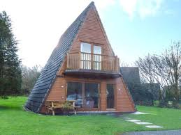 Set in launceston in the cornwall region, east kitcham lodge has a patio and garden views. Waterside Cornwall Family Friendly Holiday Accommodation