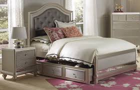 The lil diva bedroom is a sophisticated collection for your child. Samuel Lawrence Lil Diva Silver 2pc Kids Bedroom Set With Twin Trundle Bed The Classy Home