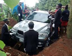 The internet offers a cost effective way to buy and sell cars online. Nigerian Man Buries Father In Brand New Bmw