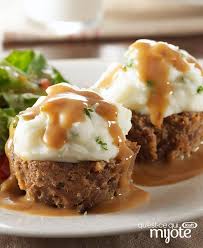 Petits Pains De Viande Garnis De Pommes De Terre Qu Est Ce Qui Mijote De Kraft Recipe Recipes Kraft Recipes Food