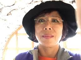 請問我辦了中華電信漫遊，在日本接聽台灣來的電話，或是和同在￼日本旅遊的親友們互相打電話（都有辦中華電信漫遊），會有額外的國際電話收費嗎？