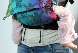 Hier finden sie tutorials zum binden nach anleitung. Tragekleidung Fur Babys Der Ideale Schutz Vor Sonne Und Mucken