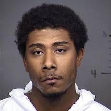 Woman critically injured after being stabbed entering Mesa QuikTrip