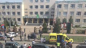 Ученики пережившей нападение казанской гимназии вернулись к учебе. Sledkom Opublikoval Podrobnosti Strelby V Gimnazii 175 V Kazani