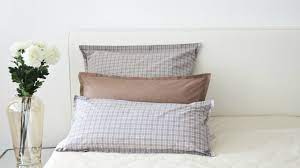 In tessuto tinto in filo di 70% cotone e 30% poliestere. Copritestata Da Letto Eleganza E Design Dalani E Ora Westwing