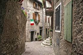 Scopri e condividi il fascino dell'italia nascosta! I Borghi D Italia Villages Of Italy Italy Magazine