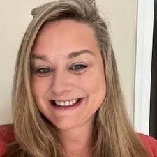 Holly Pennington (@H0llyfire)