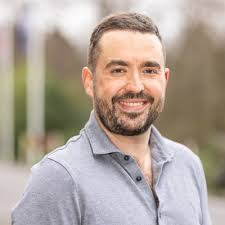 Jacob Hibbert's Instagram, Twitter & Facebook