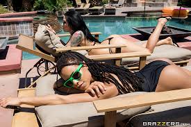 ▷ Aaliyah Hadid in Brazzers House 3: Unseen Moments (Photo 1) | Brazzers