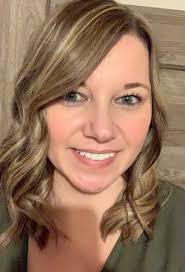 Allison Bash's Instagram, Twitter & Facebook