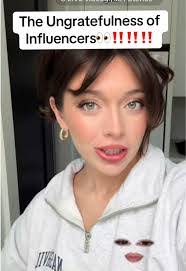 Tabitha Austin's Instagram, Twitter & Facebook