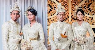 Kuning dan seksi abis wan sharmilla semasa acara masif 2011. Myartis Com Myartis My Artis Myartis Hiburan Filem Wayang Lagu Gosip Selebriti Drama Pelakon Berita Kontroversi Malaysia T Royal Brides Victorian Dress Fashion