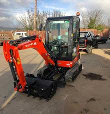 Cobra sa32e 13 / 32cm 1300w electric scarifier and aerator. Garden Equipment Hire Cannings Plant Hire Limavady Northern Ireland