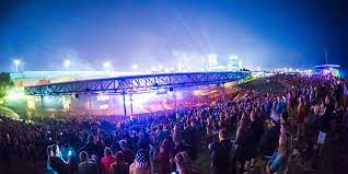 Set on the shores of lake michigan in downtown milwaukee, wi with incredible views of the city. Visit Milwaukee The American Family Insurance Amphitheater