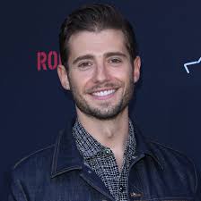 Pretty Little Liars star comes out as he shares sweet tribute