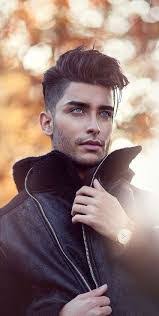 Fernando Hoffmann's Instagram, Twitter & Facebook