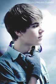 hot_new_justin_bieber_picture_2010_120322630.jpg