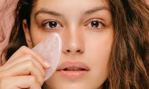 A 6-Step Gua Sha Tutorial To Gently Massage Your Sinuses