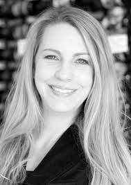 Gina Sanderson's Instagram, Twitter & Facebook