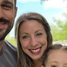 Jennifer Steffy and Brooks Steffy's Wedding Website