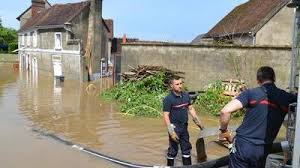 80 interventions sont en cours dans le département de l. Beauvais Frappes Par Les Inondations Deux Fois En Deux Semaines Photos