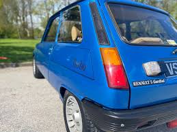 Image result for Bleu PTT 1982 Renault