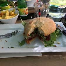 Le Petit Louvre Avignon Restaurant Avis Numero De Telephone Photos Tripadvisor