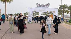 Khobar is a city and governorate in the eastern province of the kingdom of saudi arabia, situated on the coast of the arabian gulf. Ù‚Ø±ÙŠØ© Ø«Ù‚Ø§ÙÙŠØ© ÙÙŠ Ù…Ø¯ÙŠÙ†Ø© Ø§Ù„Ø®Ø¨Ø± ØªØ³ØªÙ„Ù‡Ù… ØªÙ†ÙˆØ¹ Ù…Ù†Ø§Ø·Ù‚ Ø§Ù„Ø³Ø¹ÙˆØ¯ÙŠØ© Ø§Ù„Ø´Ø±Ù‚ Ø§Ù„Ø£ÙˆØ³Ø·