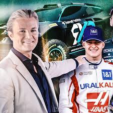 Toto wolff sitt stjernetegn er stenbukken og han er nå 49 år. Formel 1 Nico Rosberg Uber Sebastian Vettel Mick Schumacher Und Extreme E