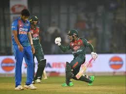 Joueur bangladais de cricket (fr); Coronavirus Mushfiqur Rahim Puts His Maiden Double Century Bat On Auction Business Standard News