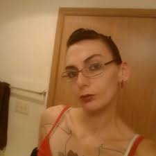 Amber Roosa's Instagram, Twitter & Facebook