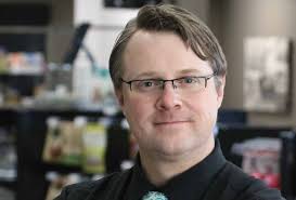 Dr. Leighton Coma, WCVM 2009 2020 ABVMA Veterinarian of the Year