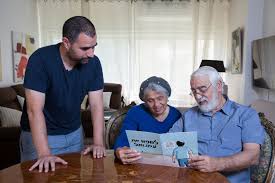 נמצא האקדח שהחביא עמנואל מורנוחנן גרינווד. ×™×¦×™×¨×ª ×—×™×™ Ynet