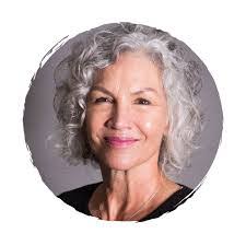 Michele Bridges's Instagram, Twitter & Facebook